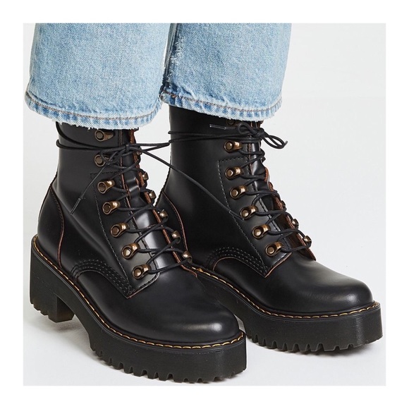 dr martens leona lace up